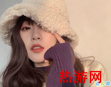 女生朋友圈发自拍的说说 自拍配文干净简短句子2