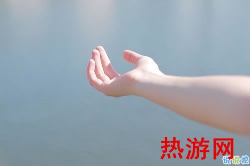 生活将我们磨圆，是为了让我们滚得更远2