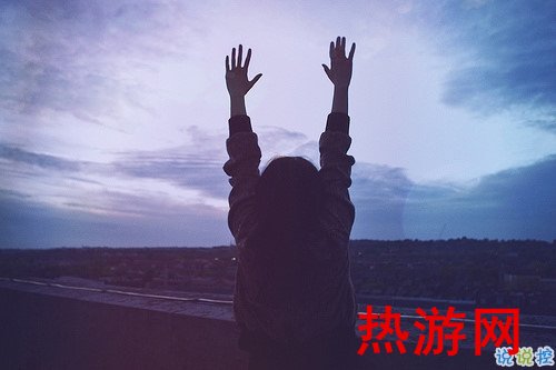 男生无奈心烦的心情短语 心情不好感到悲伤的男生说说2