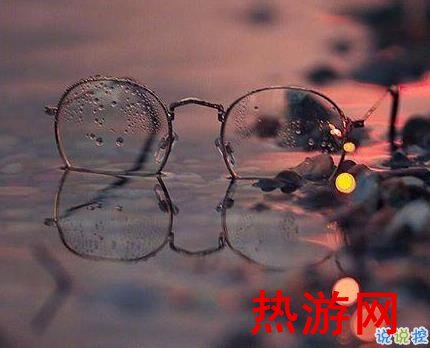 下雨天的伤感感悟 配合下雨天的伤感句子1