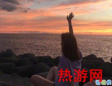 朋友圈说说简单气质一句话 十分干净精美的短句子1